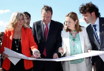 La ministra de Fomento presenta el proyecto de Acceso Central al parque industrial de Sepes en Tordesillas