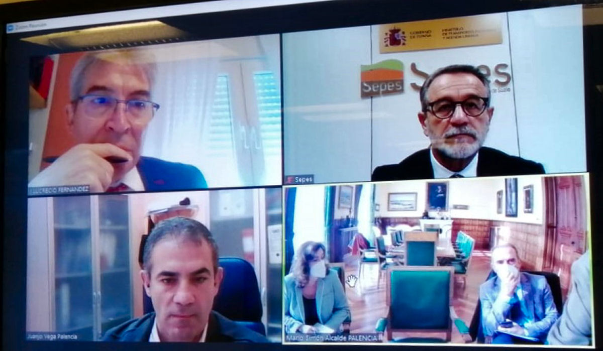 Fernandez se reúne por videoconferencia con el alcalde de Palencia 