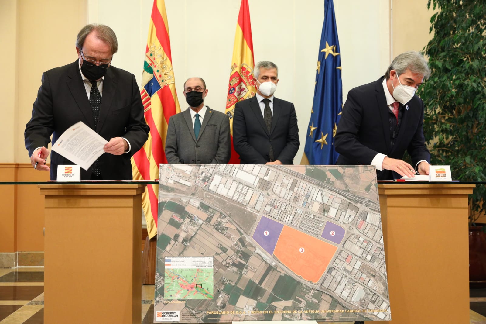 Mitma firma con el Gobierno de Aragón un acuerdo para poner a disposición de empresas suelo industrial en el polígono Malpica   